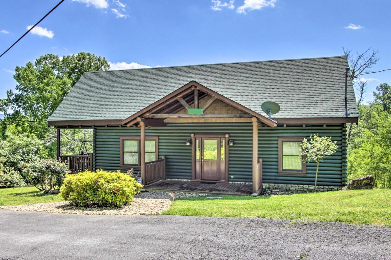 Idyllic Sevierville Cabin Deck And Smoky Mtn View! エクステリア 写真