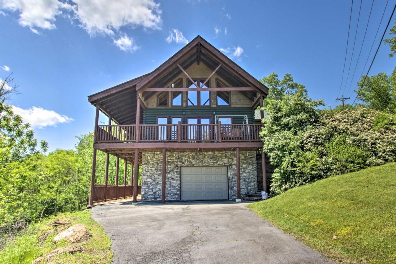 Idyllic Sevierville Cabin Deck And Smoky Mtn View! エクステリア 写真