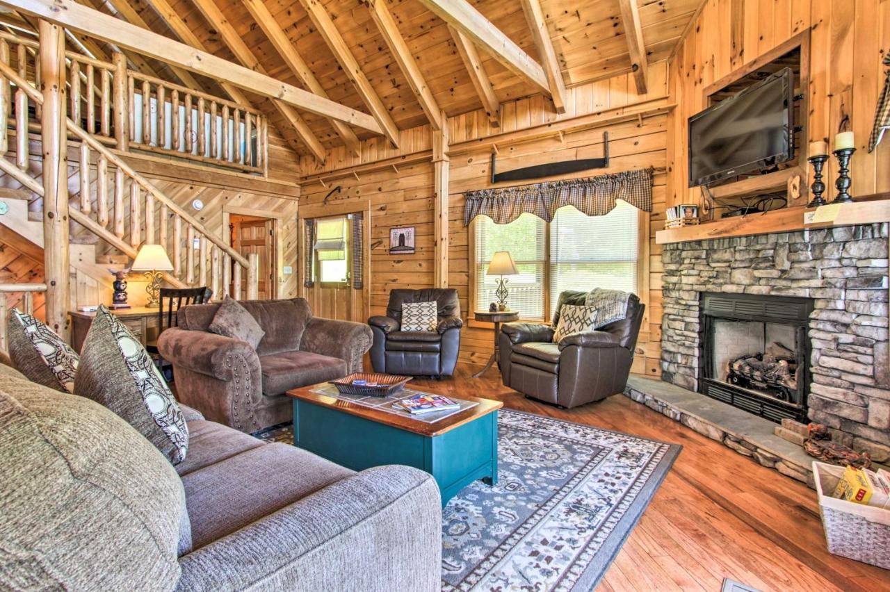 Idyllic Sevierville Cabin Deck And Smoky Mtn View! エクステリア 写真